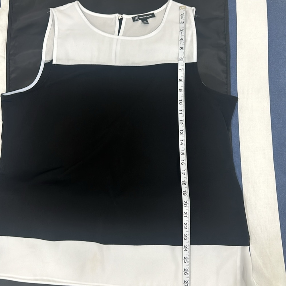 Classic INC Black &White Tank Top in good condition - Picture 5 of 16